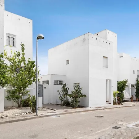 Residencial Camino Del Tejar Сasa de vacaciones *