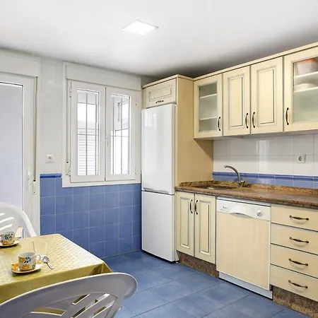 Residencial Camino Del Tejar Сasa de vacaciones *